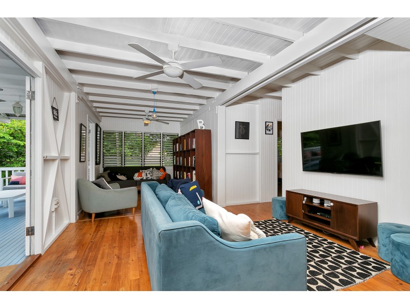 3 STUART STREET (access via Walsh St Lane Way), Edge Hill QLD 4870