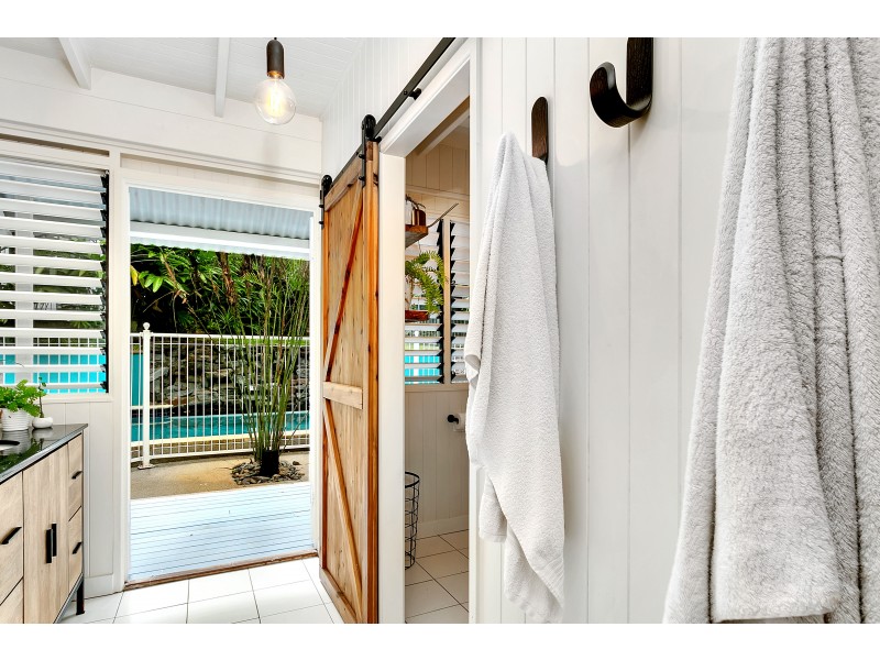 3 STUART STREET (access via Walsh St Lane Way), Edge Hill QLD 4870