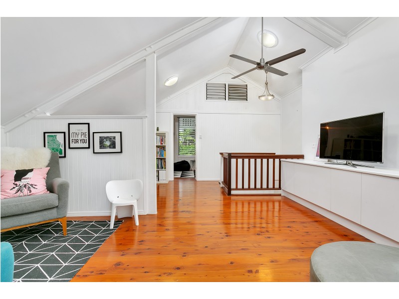 3 STUART STREET (access via Walsh St Lane Way), Edge Hill QLD 4870