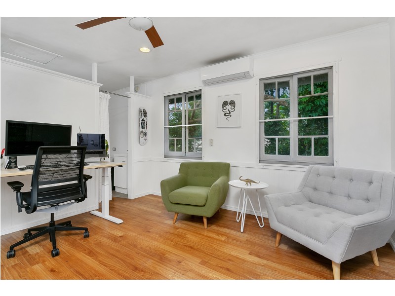 3 STUART STREET (access via Walsh St Lane Way), Edge Hill QLD 4870