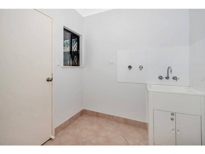 10 ETTY STREET, Kewarra Beach QLD 4879