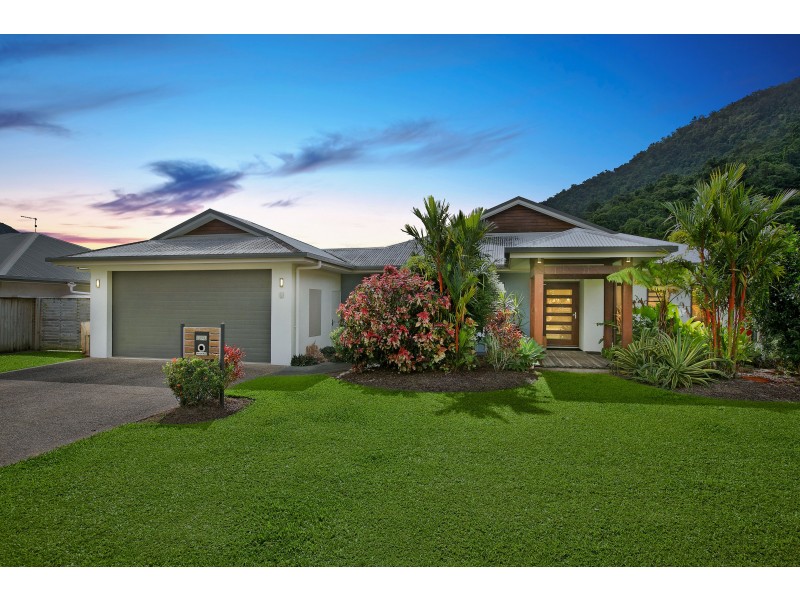 8 ALANDER PAYET CLOSE, Redlynch QLD 4870