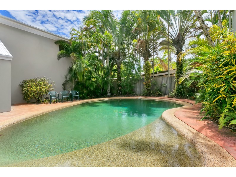 8/531 Varley Street, Yorkeys Knob QLD 4878