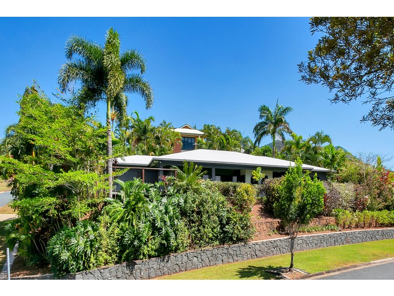 2 Jumna Close, Bentley Park QLD 4869