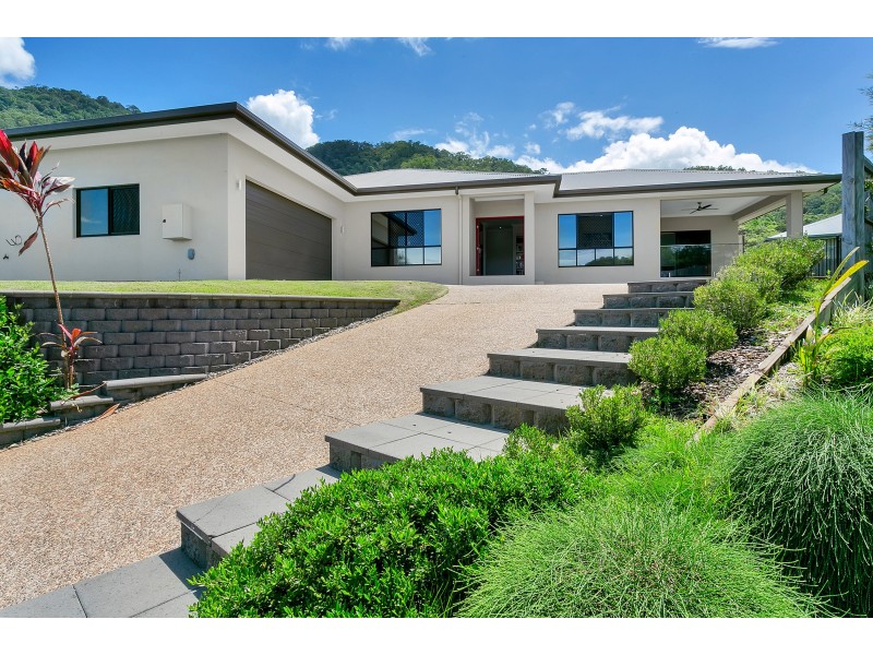 17 Parrot Close, Kanimbla QLD 4870