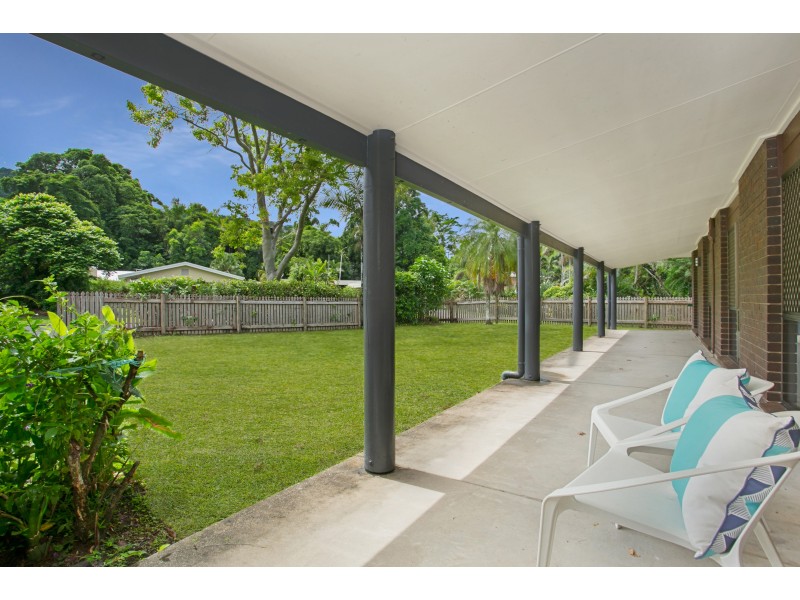 2 Lomond Close, Edge Hill QLD 4870