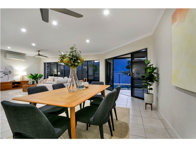 14 Mist Green Close, Brinsmead QLD 4870