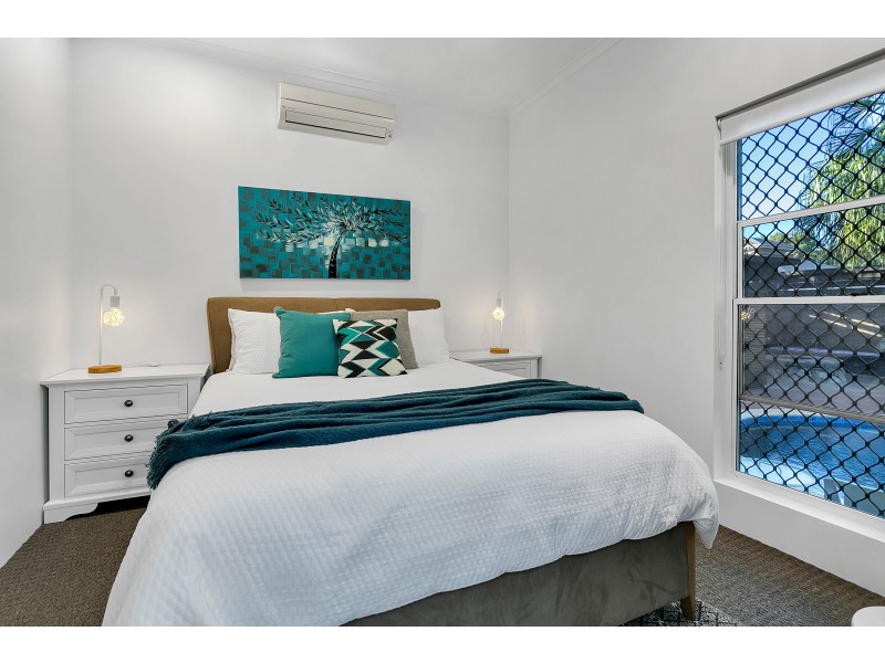 40 Satellite Street, Clifton Beach QLD 4879