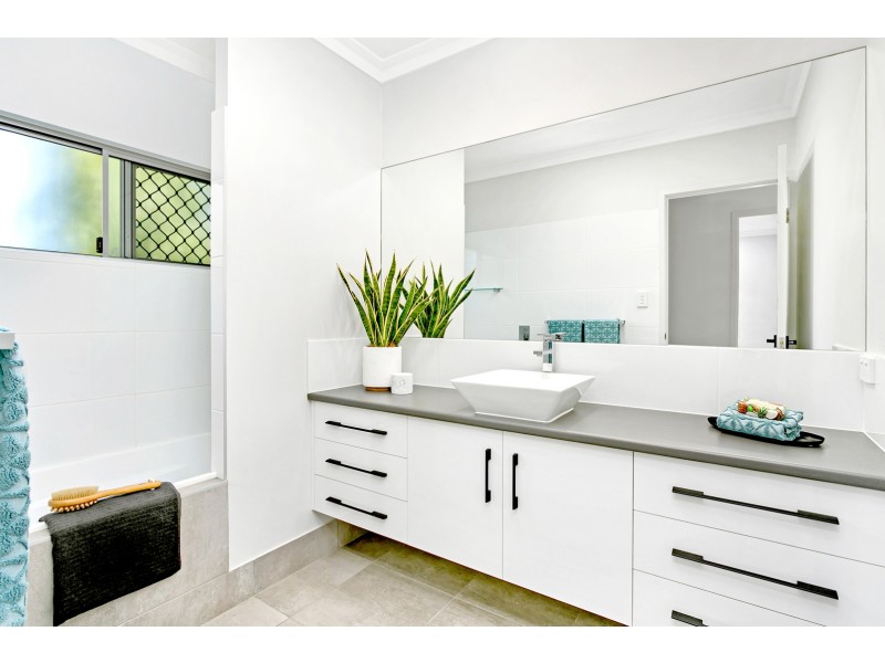 62B Sidlaw Street, Smithfield QLD 4878