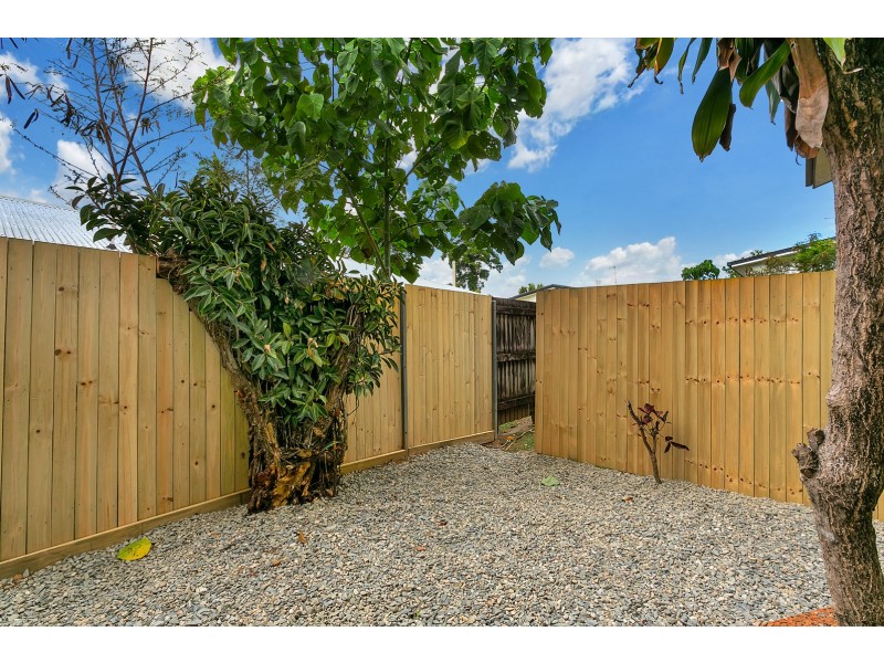 8/17 Sandown Close, Woree QLD 4868