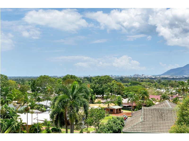 14 Gouldian Street, Bayview Heights QLD 4868