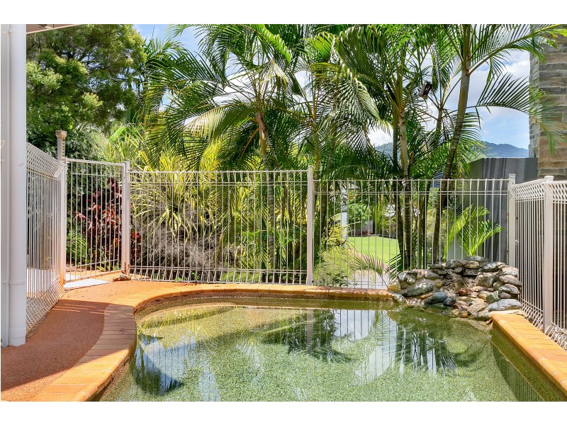 14 Gouldian Street, Bayview Heights QLD 4868