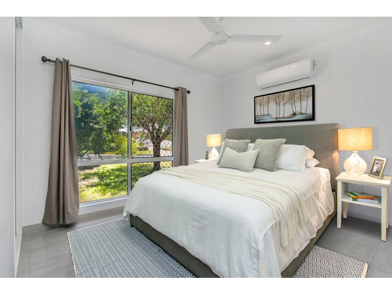 22 Damson Drive, Redlynch QLD 4870