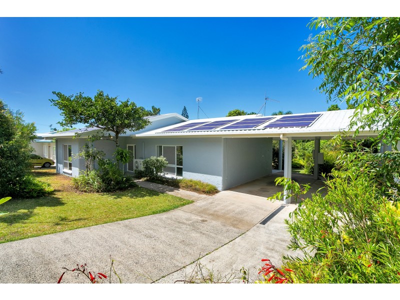 22 Damson Drive, Redlynch QLD 4870