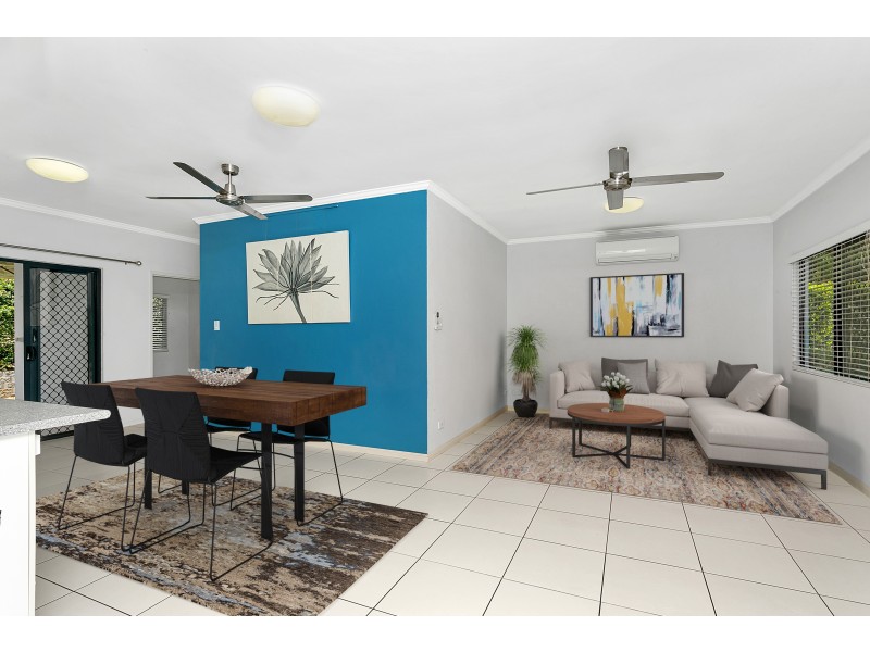 15 Sophie Close, Brinsmead QLD 4870