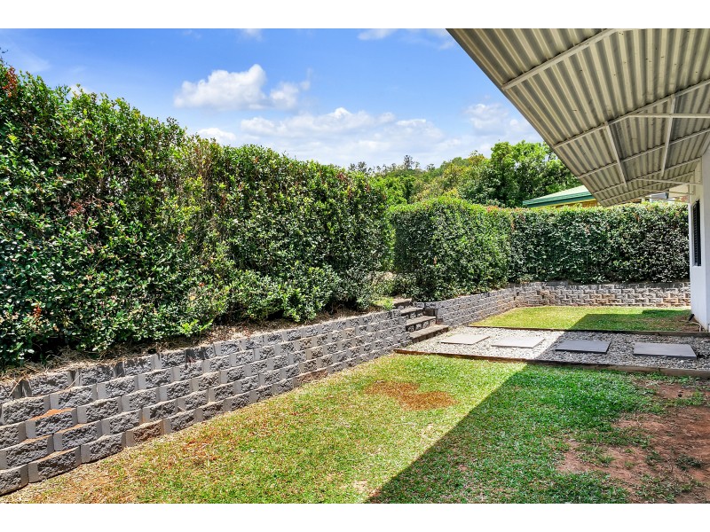 15 Sophie Close, Brinsmead QLD 4870
