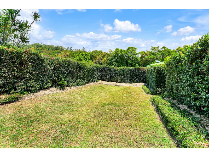 15 Sophie Close, Brinsmead QLD 4870