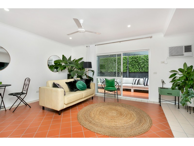 11/77 Moore Street, Trinity Beach QLD 4879