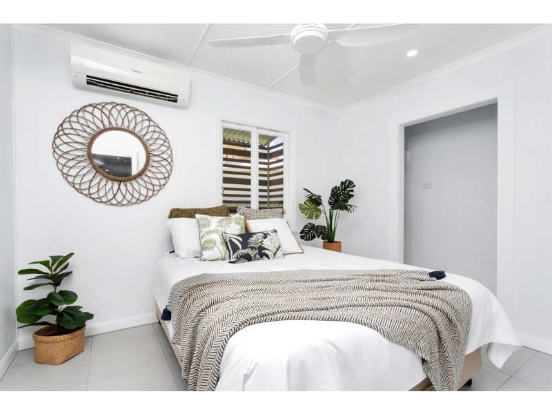 2 Vandeleur Street, Earlville QLD 4870