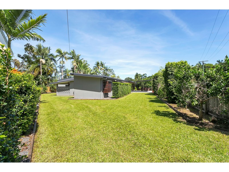2 Vandeleur Street, Earlville QLD 4870