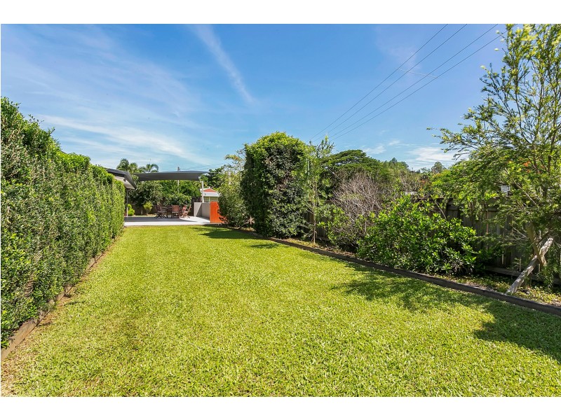 2 Vandeleur Street, Earlville QLD 4870