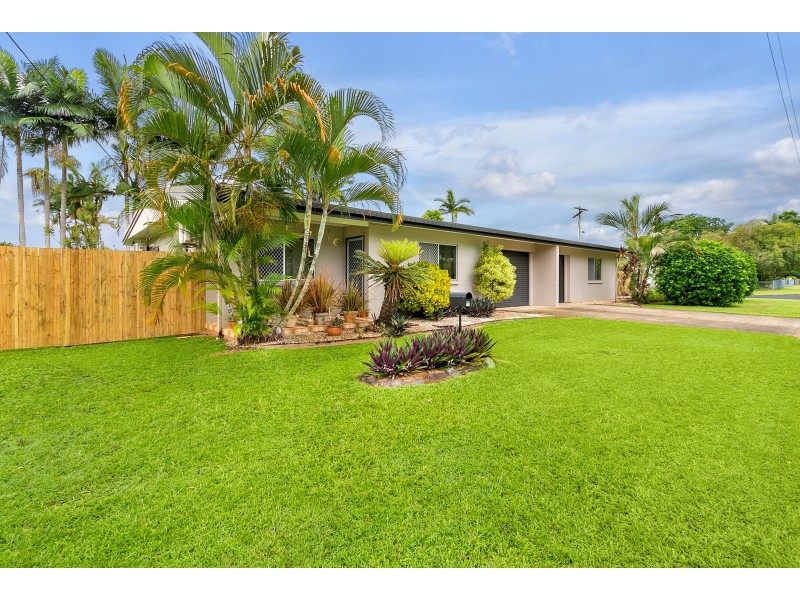 18 Maria Street, Woree QLD 4868