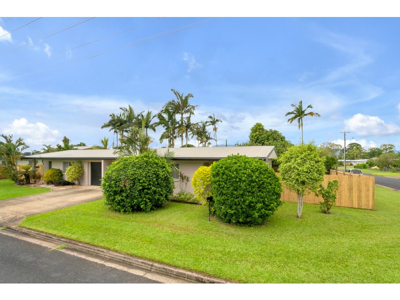 18 Maria Street, Woree QLD 4868