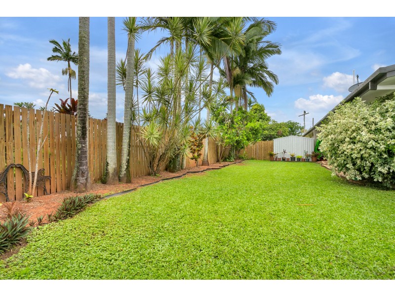 18 Maria Street, Woree QLD 4868