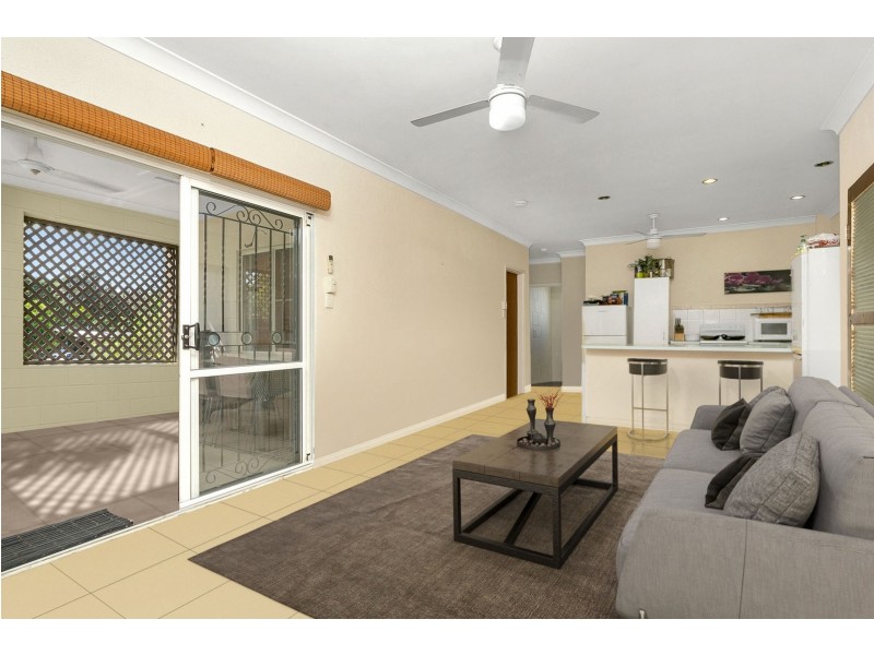 4/513 Varley Street, Yorkeys Knob QLD 4878