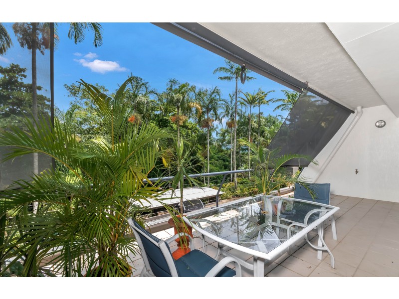 2/16 Ray Street, Yorkeys Knob QLD 4878