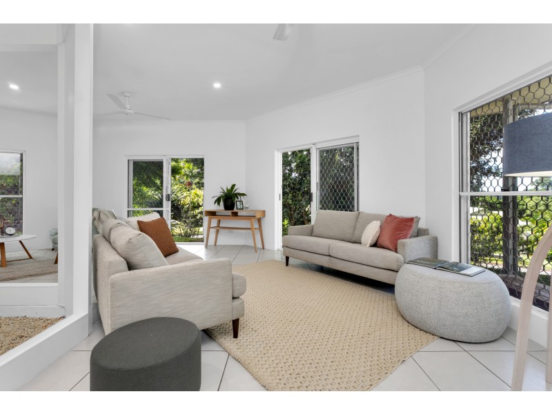 19-21 Falcon Street, Bayview Heights QLD 4868