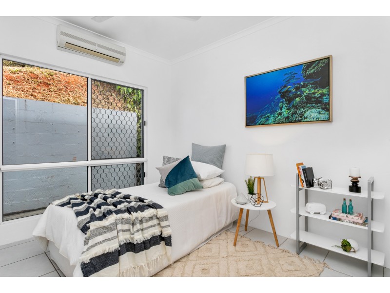 19-21 Falcon Street, Bayview Heights QLD 4868