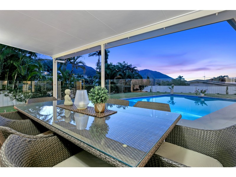 7 Dove Court, Bayview Heights QLD 4868