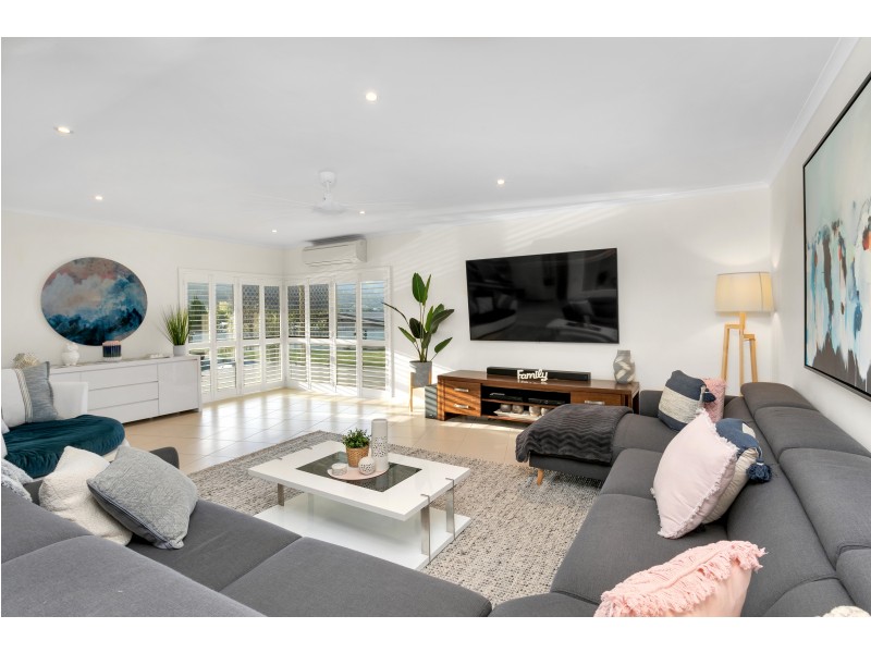 7 Dove Court, Bayview Heights QLD 4868