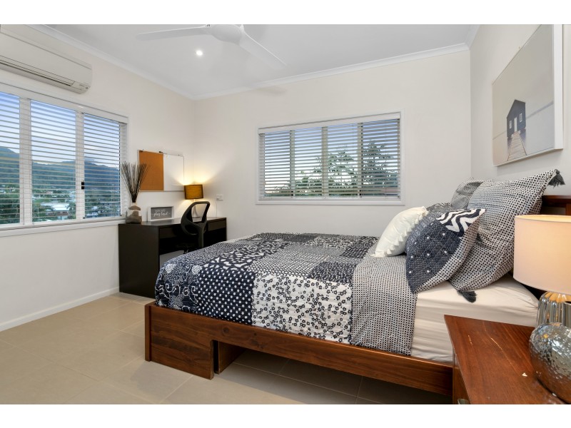 7 Dove Court, Bayview Heights QLD 4868