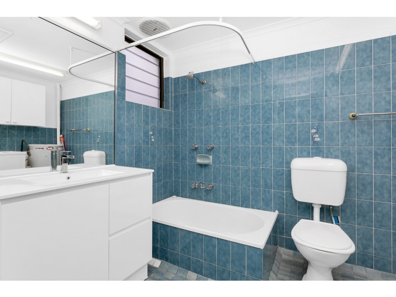 5/49-51 Digger Street, Cairns North QLD 4870