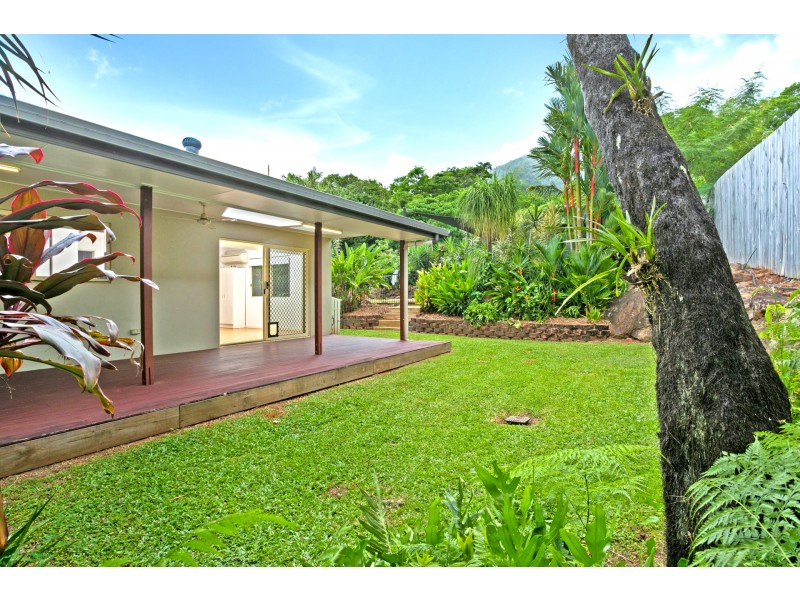 25 Pilosa Street, Redlynch QLD 4870
