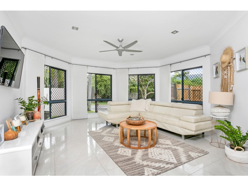 33 Cooya Street, Kewarra Beach QLD 4879