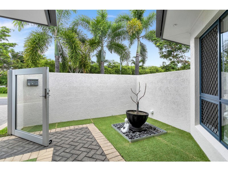 33 Cooya Street, Kewarra Beach QLD 4879