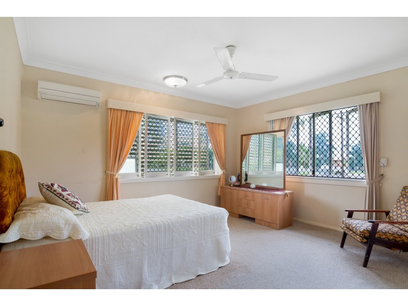 15 Watson Street, Earlville QLD 4870