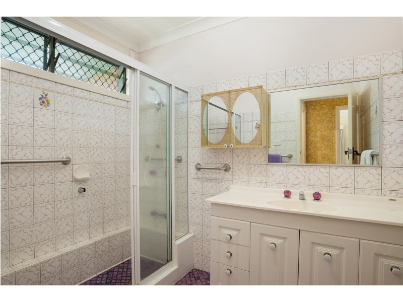 15 Watson Street, Earlville QLD 4870