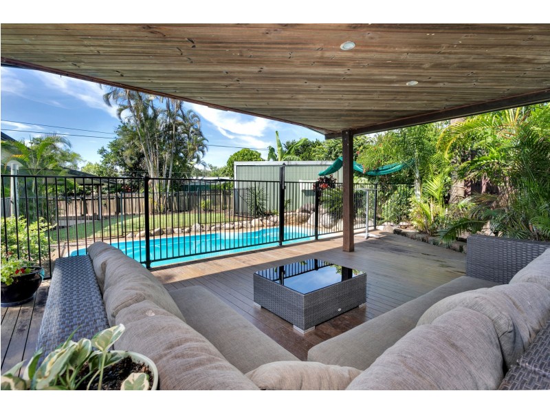 7 Mermaid Close, Bentley Park QLD 4869