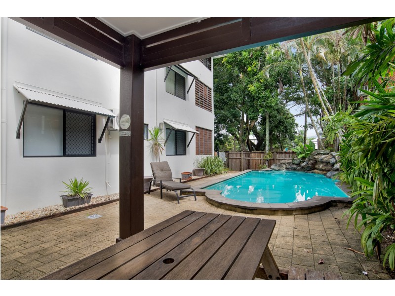 1/33 Digger Street, Cairns North QLD 4870