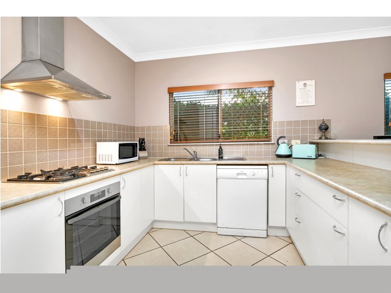 1 Cable Close, Kewarra Beach QLD 4879