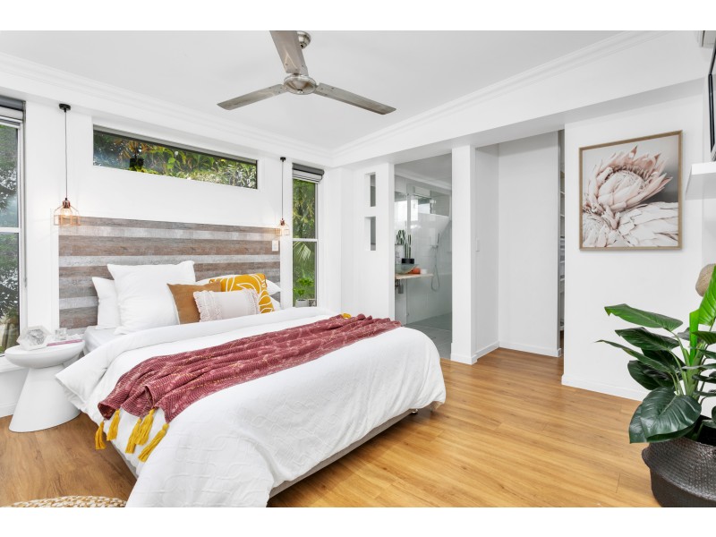 27 Moresby Street, Trinity Beach QLD 4879
