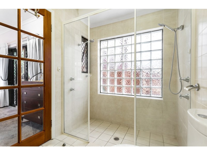 63 Barnes Street, Earlville QLD 4870