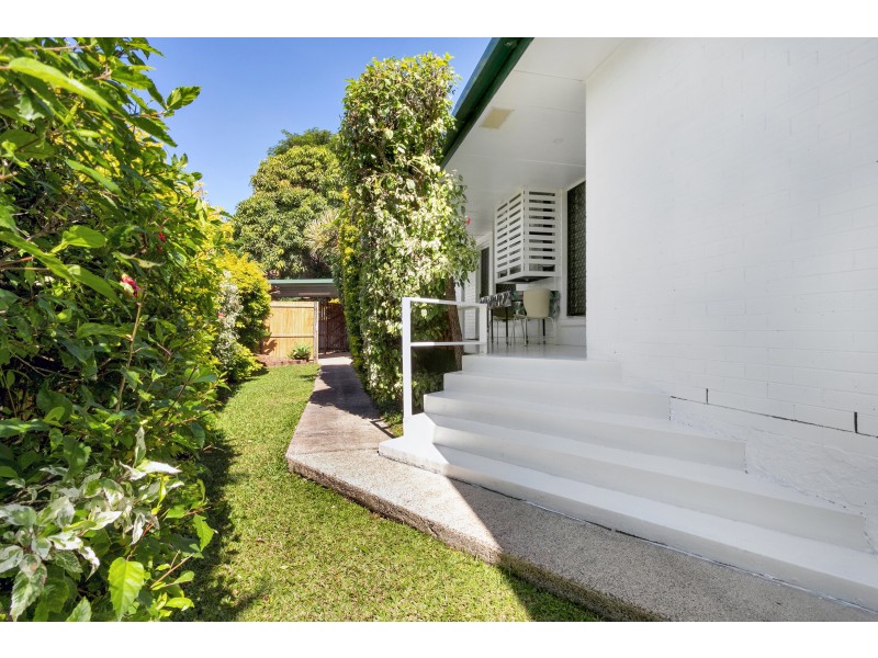 23 Henley Street, Earlville QLD 4870