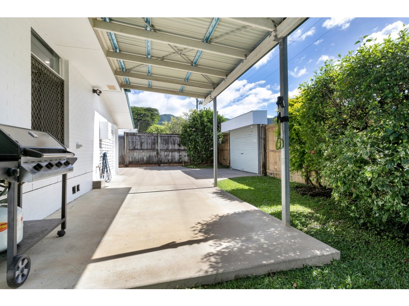 23 Henley Street, Earlville QLD 4870