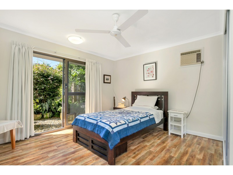 8/23 Woodward Street, Edge Hill QLD 4870