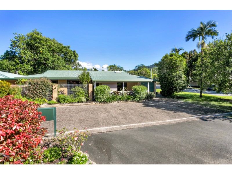 8/23 Woodward Street, Edge Hill QLD 4870